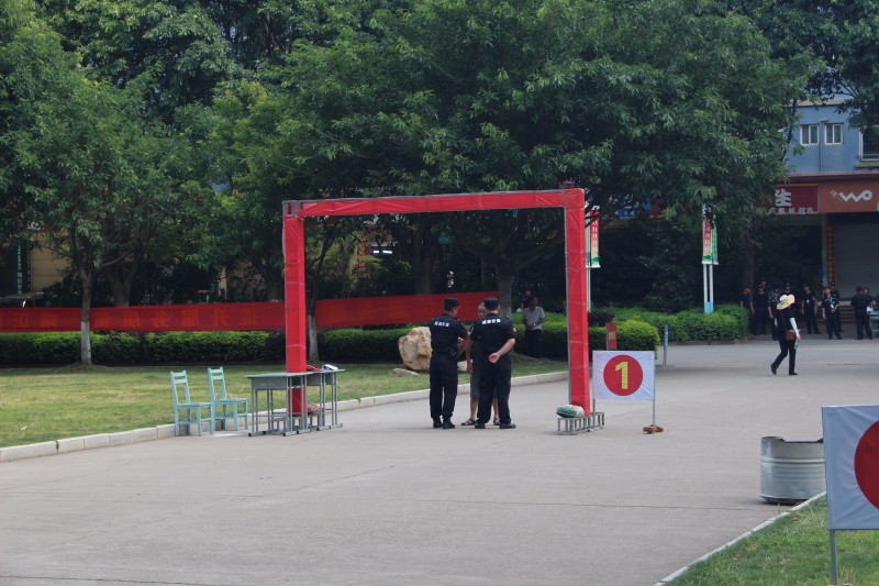 输入图片说明
